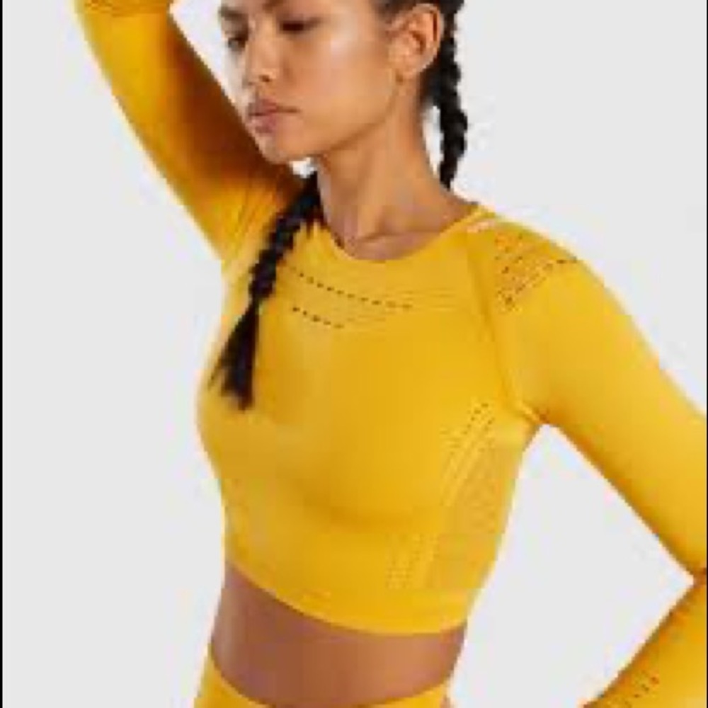 ISO FLAWLESS TOP GYMSHARK